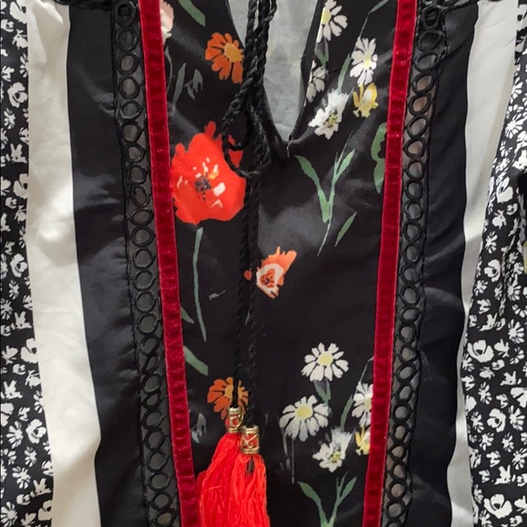 Blouse - Picture 6 of 6